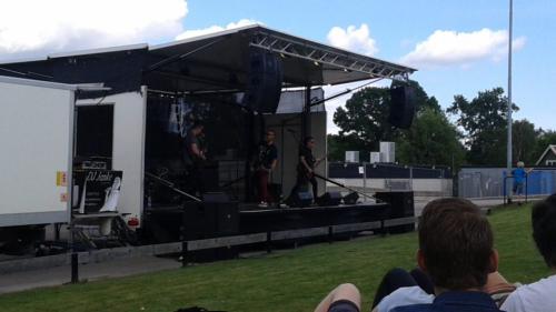 Augusti 2015 - PANIK spelar på Blomsterrocken i Blomstermåla.